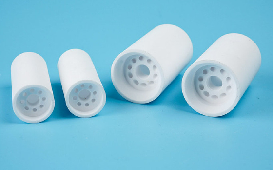 Hiệu suất cao 95% nhôm oxit Các bộ phận gốm dẫn điện tốt Độ bền cơ khí