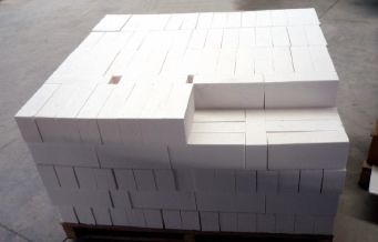 Quả cầu rỗng Alumina cho Lò công nghiệp nhiệt độ cao