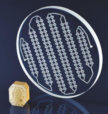 Gốm mỏng trong suốt với độ mỏng cao và mở rộng nhiệt thấp cho các ứng dụng bán dẫn