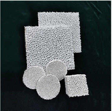 Bộ lọc bọt gốm Alumina hình vuông tròn 80-90% độ xốp