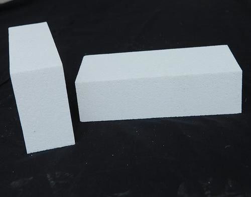 99,51% Al2O3 Gạch Corundum Gạch chịu lửa cao Alumina Gạch 1800 C Nhiệt độ phục vụ