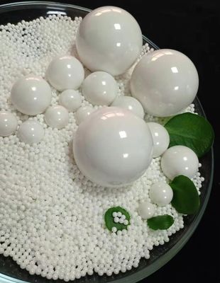 Hạt gốm sứ Zirconium Oxit thiêu kết được ổn định với phương tiện mài mịn Yttria